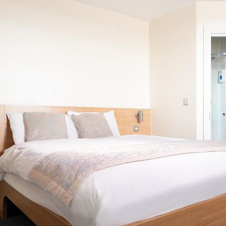 Fox Connaught London Excel Hotell Eksteriør bilde