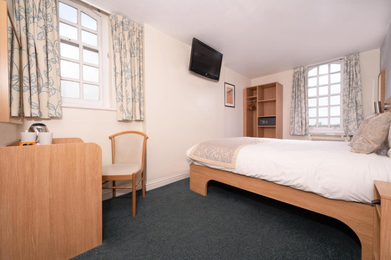 Fox Connaught London Excel Hotell Eksteriør bilde