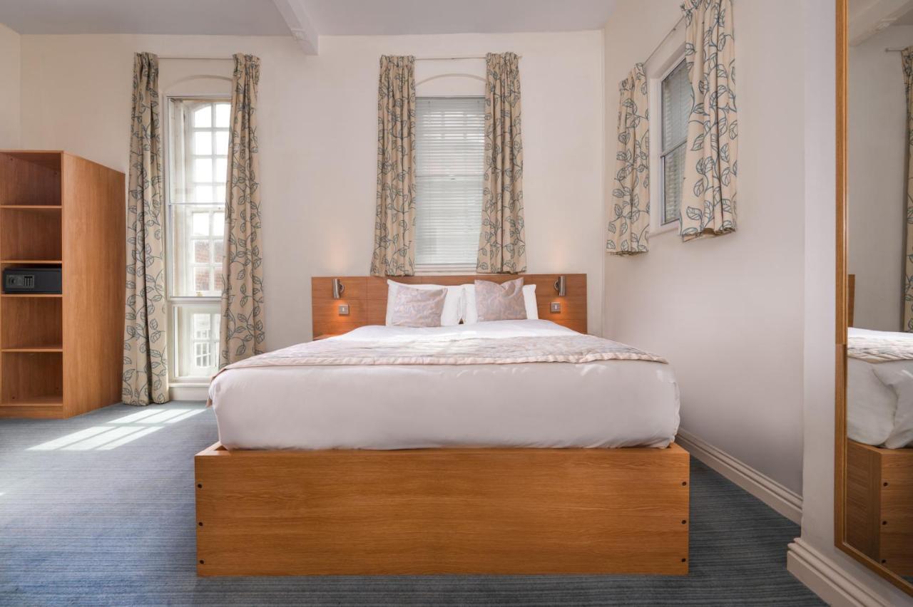 Fox Connaught London Excel Hotell Eksteriør bilde